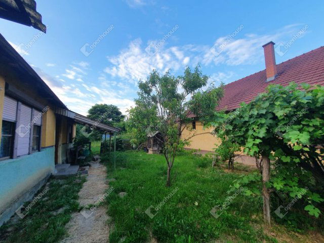 Eladó családi ház, Kálmáncsán 7.5 M Ft, 3 szobás