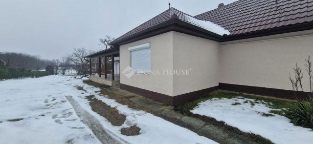 Eladó családi ház, Ordacsehin 62.9 M Ft, 4 szobás