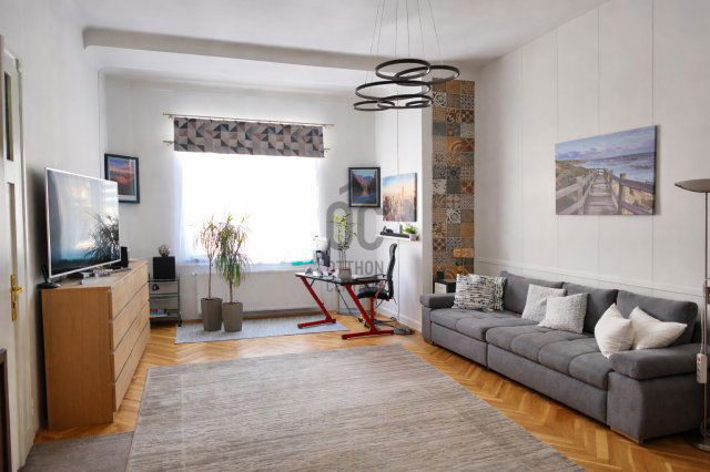 Eladó téglalakás, Budapesten, IX. kerületben, Bakáts utcában