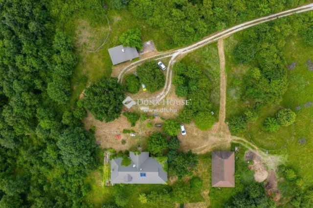 Eladó családi ház, Harsányban 399 M Ft, 7 szobás