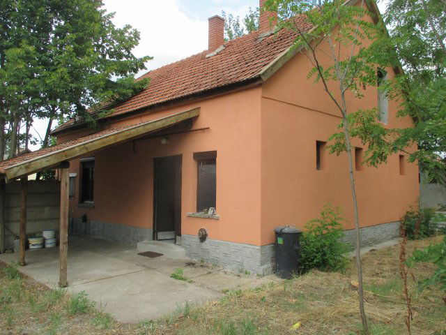 Eladó családi ház, Csorváson 9.9 M Ft, 2 szobás