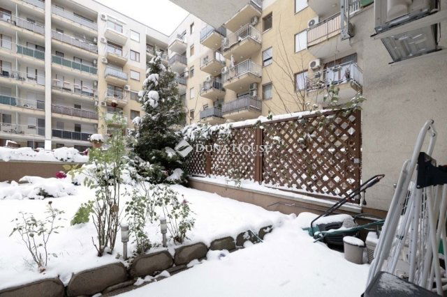 Eladó téglalakás, Budapesten, VIII. kerületben 82 M Ft, 2 szobás