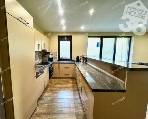 Eladó családi ház, Kerekegyházán 94.5 M Ft, 4 szobás