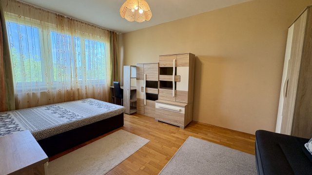 Kiadó téglalakás, albérlet, Debrecenben 180 E Ft / hó, 1 szobás