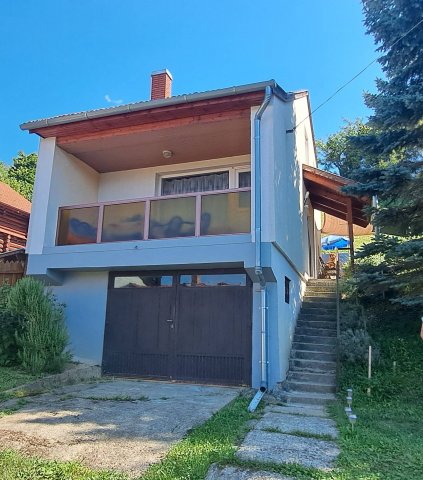 Eladó családi ház, Zalakaroson 49.5 M Ft, 1+2 szobás