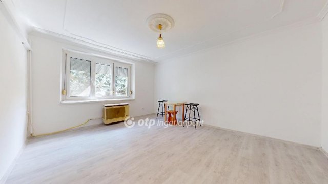 Eladó téglalakás, Nyíregyházán 36.5 M Ft, 1 szobás