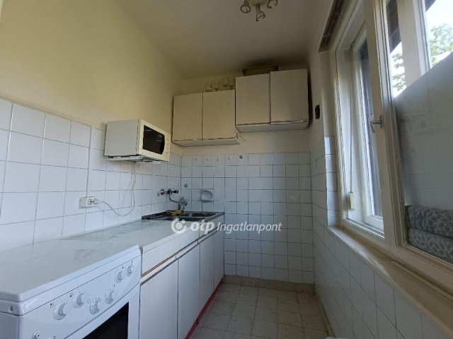 Eladó téglalakás, Budapesten, XI. kerületben 82.5 M Ft