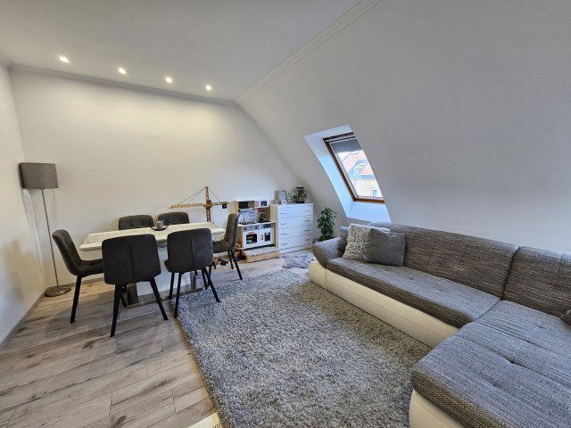 Eladó téglalakás, Pápán 50.9 M Ft, 1+2 szobás