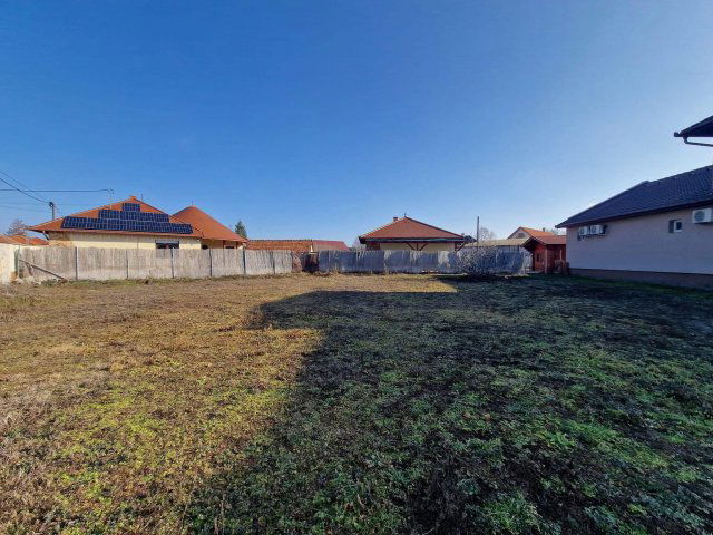 Eladó telek, Kiskőrösön 10 M Ft / költözzbe.hu