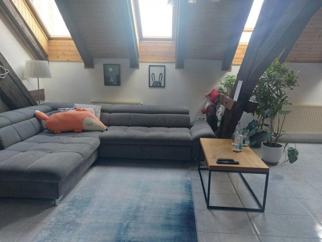 Eladó téglalakás, Pécsett 94.9 M Ft, 4 szobás
