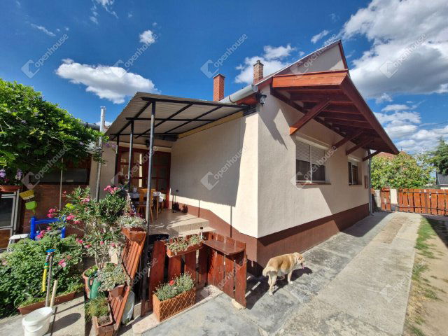 Eladó családi ház, Kaposváron 63 M Ft, 3 szobás