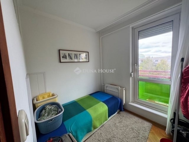 Eladó panellakás, Budapesten, XVI. kerületben 95.9 M Ft, 4 szobás