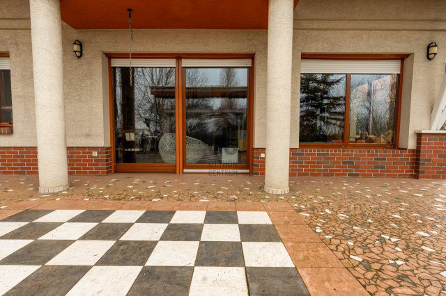 Eladó családi ház, Gárdonyban 220 M Ft, 5 szobás