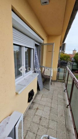 Eladó téglalakás, Kecskeméten 65.9 M Ft, 4 szobás