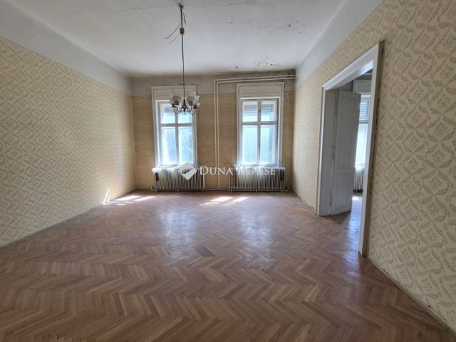 Eladó téglalakás, Keszthelyen, Kossuth Lajos utcában 59 M Ft