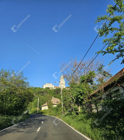 Eladó családi ház, Pannonhalmán 169.6 M Ft, 5 szobás