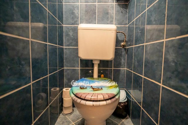 Eladó panellakás, Kazincbarcikán 46.8 M Ft, 4 szobás