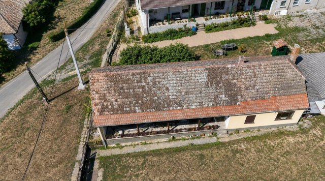 Eladó családi ház, Geresdlakon 24.9 M Ft, 4 szobás