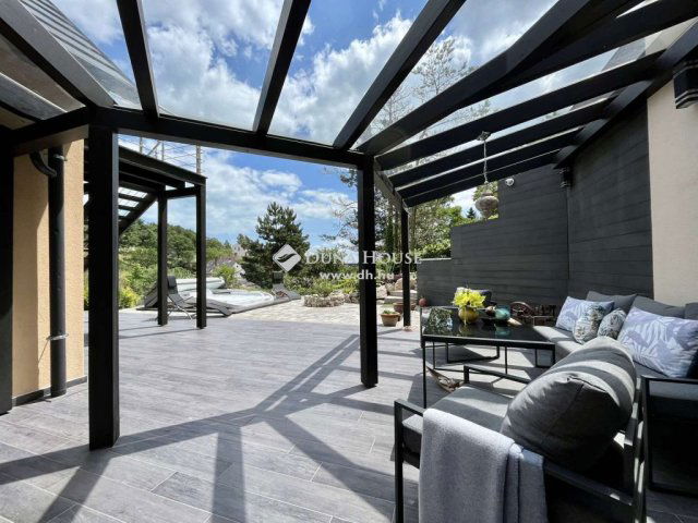 Eladó családi ház, Balatonfüreden 410 M Ft, 4 szobás