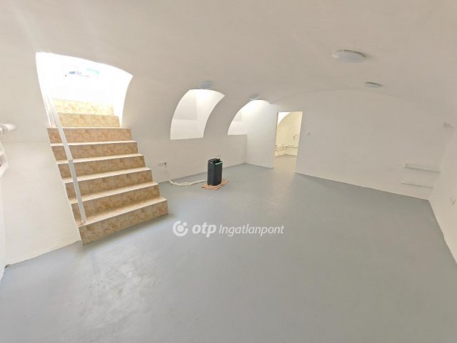 Eladó téglalakás, Budapesten, VIII. kerületben 33.9 M Ft