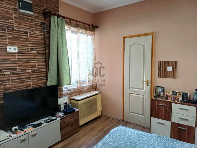 Eladó családi ház, Debrecenben 35 M Ft, 1 szobás