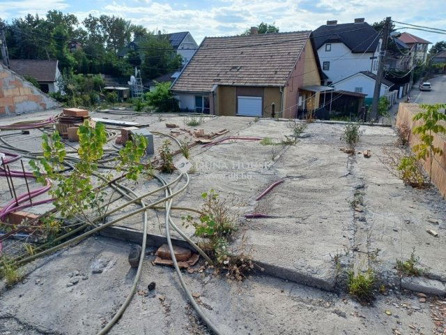 Eladó családi ház, Budapesten, XXI. kerületben 37.9 M Ft
