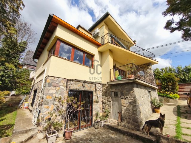 Eladó családi ház, Szentendrén 125 M Ft, 3 szobás