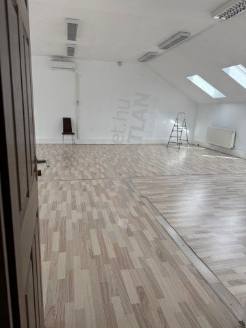 Kiadó iroda, Budapesten, XX. kerületben 250 E Ft / hó, 3 szobás
