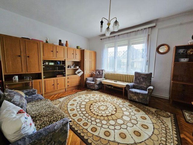 Eladó családi ház, Szigetváron 49.9 M Ft, 4 szobás