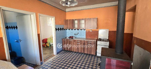 Eladó családi ház, Hajdúhadházon 23.999 M Ft, 3 szobás