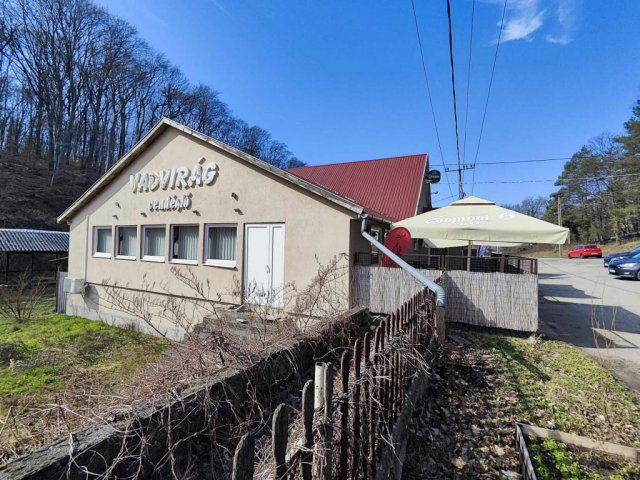 Eladó üzlethelyiség, Komlón 64.5 M Ft / költözzbe.hu