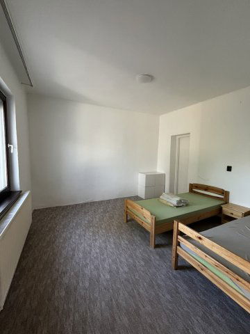 Kiadó családi ház, albérlet, Debrecenben 228 E Ft / hó