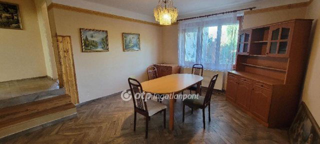 Eladó téglalakás, Győrött 66.9 M Ft, 4 szobás