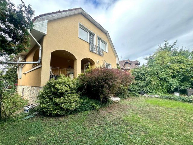 Eladó családi ház, Érden 145 M Ft, 5 szobás