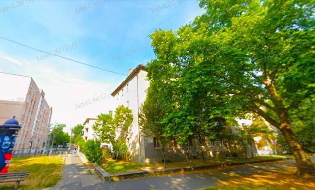 Eladó téglalakás, Győrött 53.99 M Ft, 2 szobás