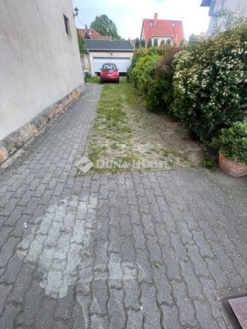 Eladó családi ház, Budapesten, IV. kerületben 129.5 M Ft