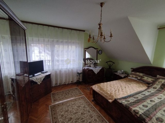 Eladó családi ház, Tatabányán 124.99 M Ft, 8 szobás
