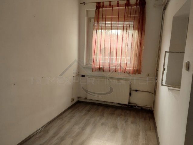 Kiadó üzlethelyiség, Győrött 250 E Ft / hó