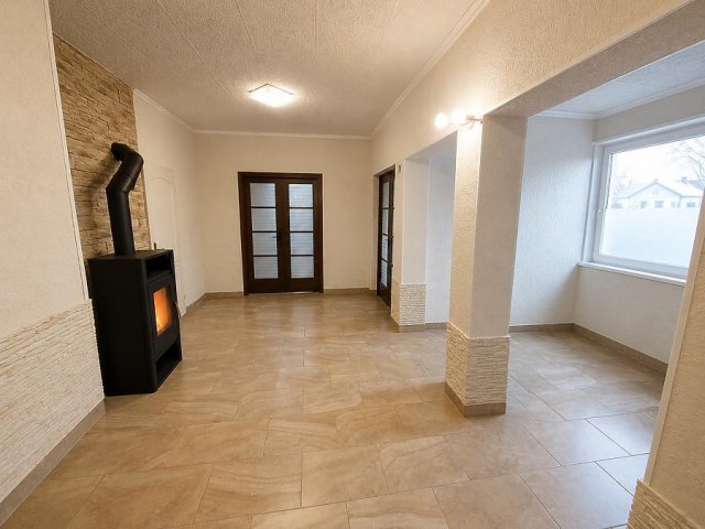 Eladó családi ház, Budapesten, XV. kerületben 94.9 M Ft
