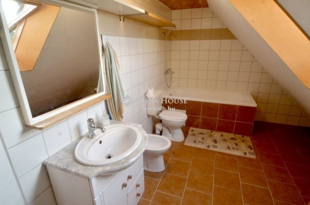 Eladó családi ház, Pilisszentlászlón 116 M Ft, 4 szobás