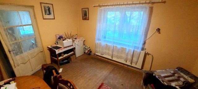 Eladó családi ház, Kisecseten 21.9 M Ft, 2 szobás