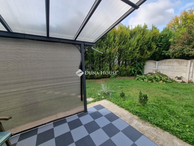 Eladó téglalakás, Gárdonyban 37.9 M Ft, 2 szobás