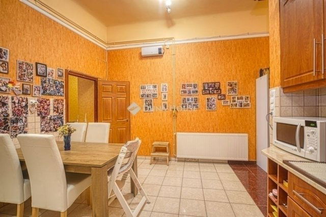 Eladó téglalakás, Budapesten, VIII. kerületben 75.9 M Ft