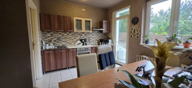 Eladó családi ház, Szombathelyen 85 M Ft, 5 szobás