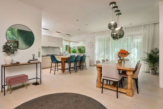 Eladó családi ház, Budapesten, XII. kerületben 1490 M Ft