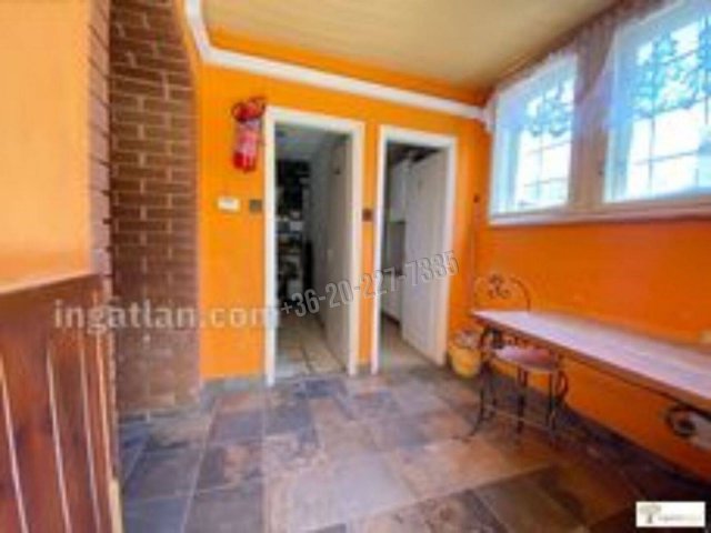 Eladó ipari ingatlan, Szigetújfalun 49.9 M Ft