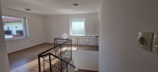 Eladó családi ház, Balatonmáriafürdőn 84.9 M Ft, 3 szobás