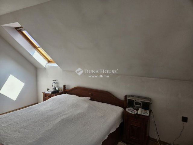 Eladó családi ház, Enyingen 66 M Ft, 6 szobás