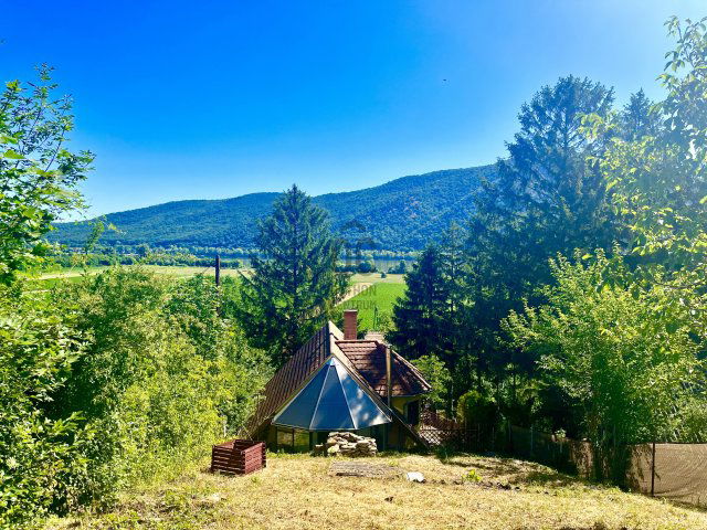 Eladó családi ház, Dömösön 89.9 M Ft, 4 szobás