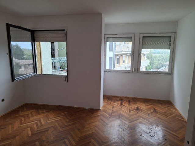 Eladó téglalakás, Kaposváron, Petőfi utcában 18.9 M Ft